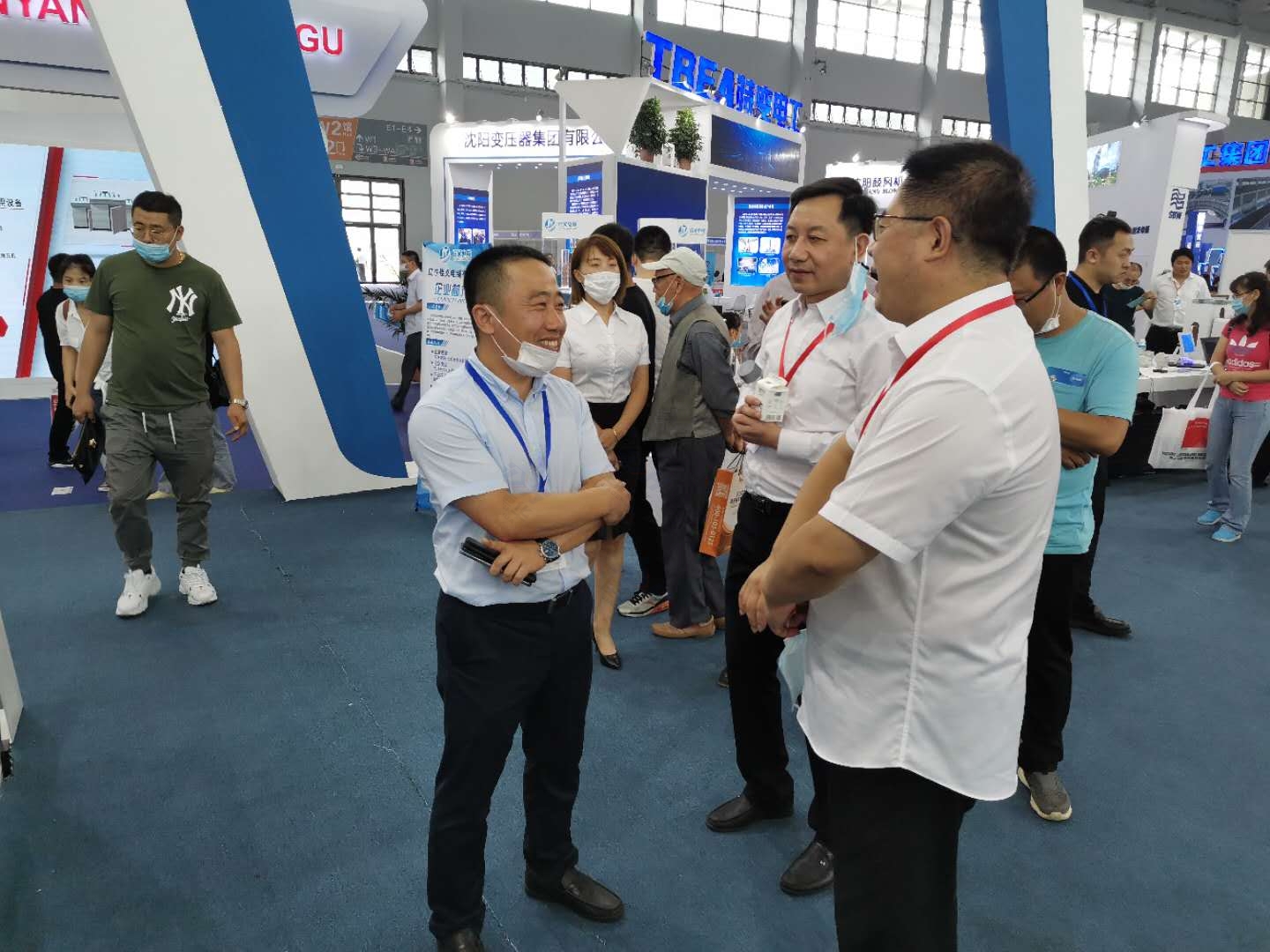 制博会即将落幕,b体育·(sports)官方网站精彩继续(图1) 制博会即将落幕,b体育·(sports)官方网站精彩继续(图1)