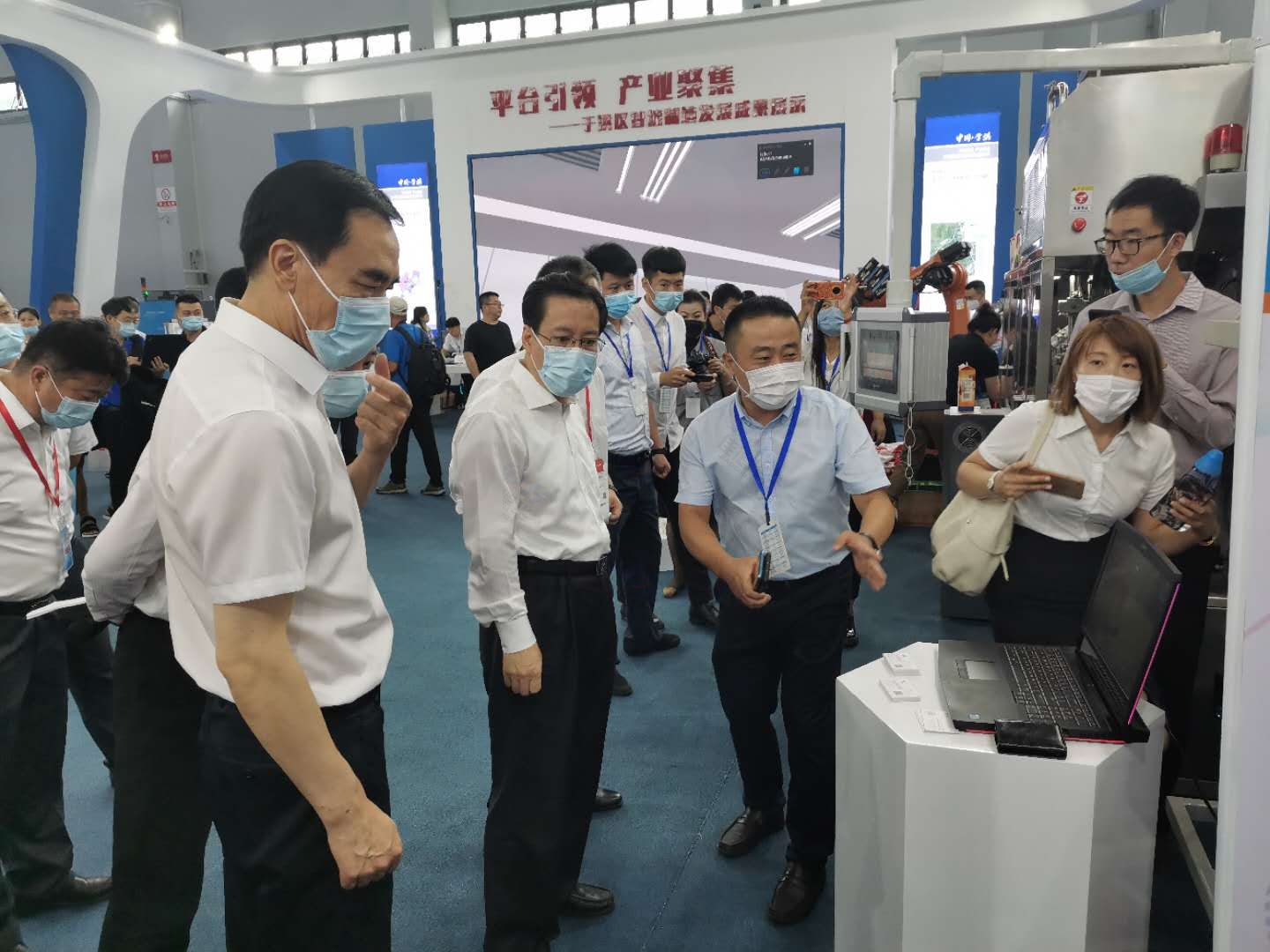 制博会即将落幕,b体育·(sports)官方网站精彩继续(图2) 制博会即将落幕,b体育·(sports)官方网站精彩继续(图2)