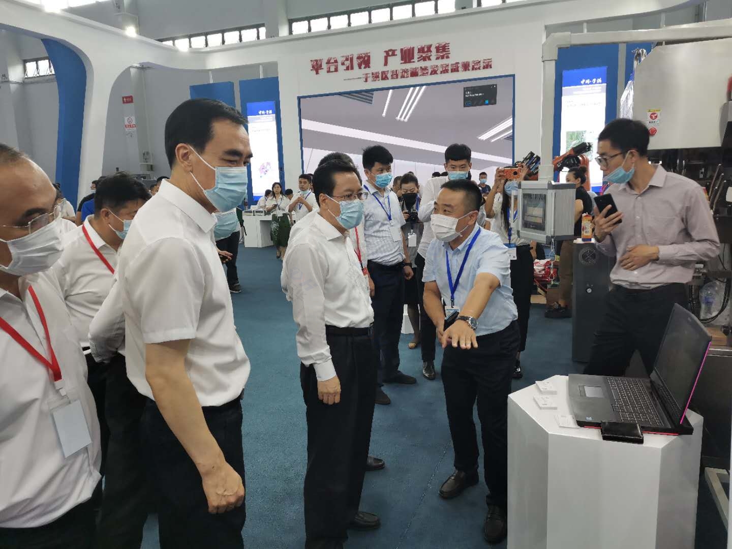 制博会即将落幕,b体育·(sports)官方网站精彩继续(图3) 制博会即将落幕,b体育·(sports)官方网站精彩继续(图3)